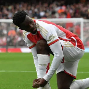 Arsenal's Eddie Nketiah Gears Up for Arsenal v Tottenham Clash (2023-24) Arsenal's Eddie Nketiah Gears Up for Arsenal v Tottenham Clash (2023-24)