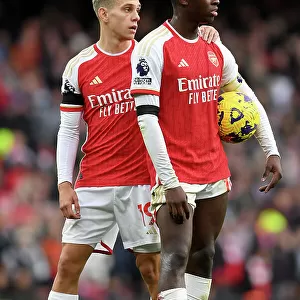Arsenal's Eddie Nketiah Holds Ball Against Sheffield United - Premier League 2023-24