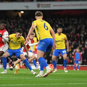 Arsenal's Eddie Nketiah Scores Hat-trick, Secures Carabao Cup Quarterfinals Victory Over Sunderland