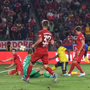 Arsenal's Eddie Nketiah Scores Stunner Against Bayern Munich in 2019 International Champions Cup