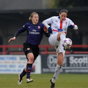 Arsenal's Ellen White Chases Down Torres Elisabetta Stracchi in UEFA Women's Champions League Quarterfinals Arsenal's Ellen White Chases Down Torres Elisabetta Stracchi in UEFA Women's Champions League Quarterfinals