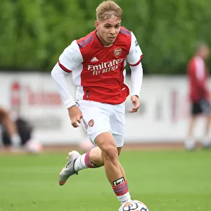 Arsenal's Emile Smith Rowe in Action during Arsenal's Pre-Season Training vs Millwall (2021)
