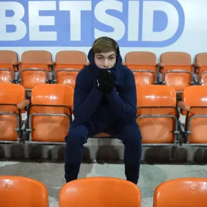 Arsenal's Emile Smith Rowe Prepares for FA Cup Clash against Blackpool