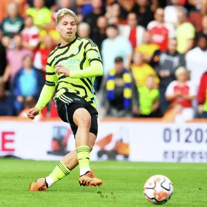 Arsenal's Emile Smith Rowe Scores at AFC Bournemouth in 2023-24 Premier League Arsenal's Emile Smith Rowe Scores at AFC Bournemouth in 2023-24 Premier League