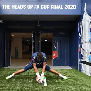 Arsenal's Emiliano Martinez Prepares for FA Cup Final Against Chelsea Amid Empty Wembley Stadium (Arsenal v Chelsea, FA Cup 2020)
