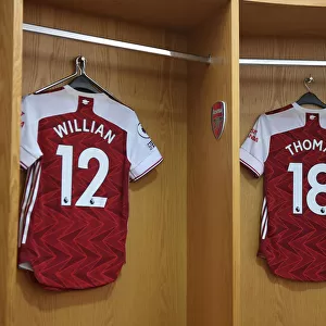 Arsenal's Empty Emirates: Willian and Partey Gear Up for Aston Villa Showdown (2020-21)