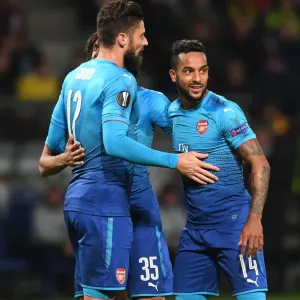 Arsenal's Europa League Victory: Walcott, Elneny, and Giroud's Goal Celebration Arsenal's Europa League Victory: Walcott, Elneny, and Giroud's Goal Celebration