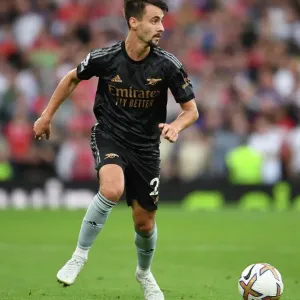 Arsenal's Fabio Vieira Faces Off Against Manchester United in Premier League Showdown (2022-23) Arsenal's Fabio Vieira Faces Off Against Manchester United in Premier League Showdown (2022-23)