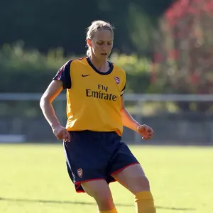 Arsenal's Faye White Dominates Neulengbach in UEFA Cup Group Stage Arsenal's Faye White Dominates Neulengbach in UEFA Cup Group Stage