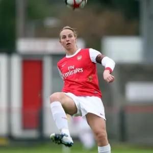 Arsenal's Faye White Shines in 9-0 UEFA Women's Champions League Victory over ZFK Masinac Arsenal's Faye White Shines in 9-0 UEFA Women's Champions League Victory over ZFK Masinac