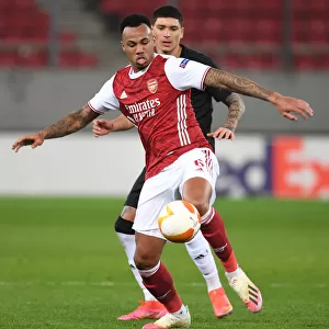 Arsenal's Gabriel in Action against SL Benfica in the Europa League