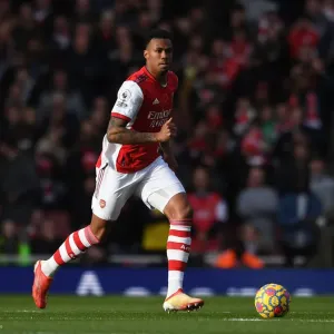 Arsenal's Gabriel Magalhaes in Action Against Watford - Premier League 2021-22 Arsenal's Gabriel Magalhaes in Action Against Watford - Premier League 2021-22