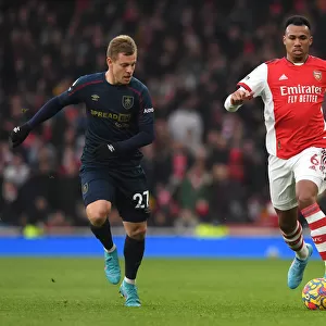 Arsenal's Gabriel Magalhaes Clashes with Burnley's Matej Vydra in Premier League Showdown