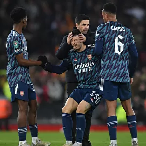 Arsenal's Gabriel Martinelli Receives Attention from Mikel Arteta after Injury in Carabao Cup Semi-Final vs Liverpool