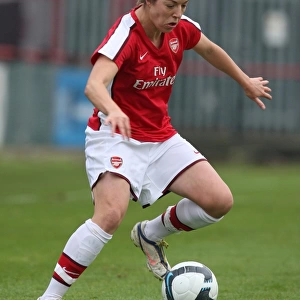Arsenal's Gemma Davison Scores in 2:0 Victory Over Sparta Prague in UEFA Cup