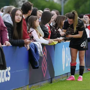 Arsenal's Gio Queiroz Signs Autographs after Everton vs Arsenal Women's Super League Match Arsenal's Gio Queiroz Signs Autographs after Everton vs Arsenal Women's Super League Match