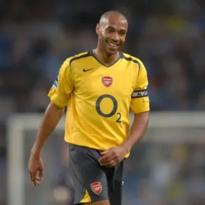 Arsenal's Glory: 3-1 Victory Over Manchester City at the Etihad Stadium, 2006