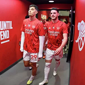 Arsenal's Havertz and Rice Lead the Way: Premier League Showdown Tunnel Moment (2023-24)