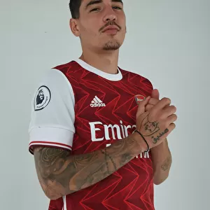 Arsenal's Hector Bellerin at 2020-21 First Team Photocall