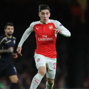 Arsenal's Hector Bellerin in Action Against Dinamo Zagreb, 2015-16 UEFA Champions League Arsenal's Hector Bellerin in Action Against Dinamo Zagreb, 2015-16 UEFA Champions League