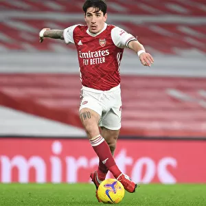 Arsenal's Hector Bellerin in Action at Emptied-Out Emirates Stadium Against Crystal Palace (Premier League 2020-21)