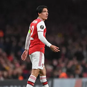 Arsenal's Hector Bellerin in Action during Europa League Clash against Standard Liege