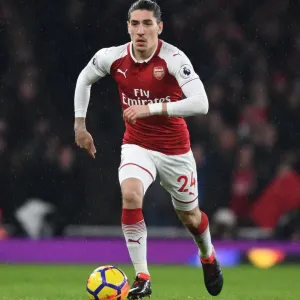 Arsenal's Hector Bellerin in Action against Everton - Premier League 2017-18