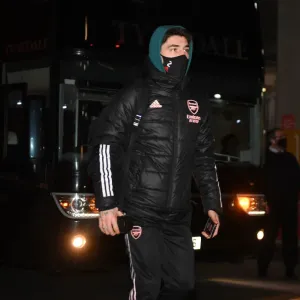 Arsenal's Hector Bellerin Arrives at Emirates Stadium for Arsenal vs Leeds United (Premier League, 2020-21) Arsenal's Hector Bellerin Arrives at Emirates Stadium for Arsenal vs Leeds United (Premier League, 2020-21)