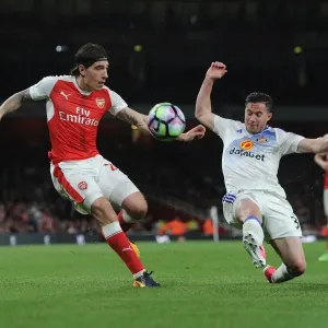 Arsenal's Hector Bellerin Faces Off Against Sunderland's Bryan Oviedo in Premier League Clash