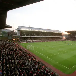 Arsenal's Historic 7-0 Victory: A Dominant Performance Against Everton at Highbury, November 5, 2005 Arsenal's Historic 7-0 Victory: A Dominant Performance Against Everton at Highbury, November 5, 2005