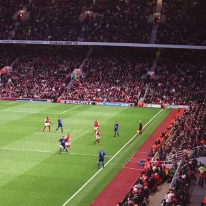 Arsenal's Historic 7-Goal Rout: A Dominant Performance Against Everton at Highbury, London (November 5, 2005) Arsenal's Historic 7-Goal Rout: A Dominant Performance Against Everton at Highbury, London (November 5, 2005)