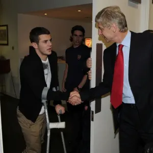 Arsenal's Jack Wilshere and Arsene Wenger Share a Moment Before Arsenal vs. Marseille, UEFA Champions League (0:0), Group F, Emirates Stadium, 11/1/11 Arsenal's Jack Wilshere and Arsene Wenger Share a Moment Before Arsenal vs. Marseille, UEFA Champions League (0:0), Group F, Emirates Stadium, 11/1/11