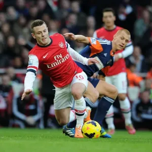 Arsenal's Jack Wilshere Clashes with Fulham's Steve Sidwell in Premier League Showdown Arsenal's Jack Wilshere Clashes with Fulham's Steve Sidwell in Premier League Showdown