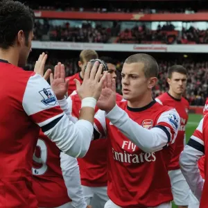 Arsenal's Jack Wilshere and Olivier Giroud Before Match vs. Queens Park Rangers (2012-13)