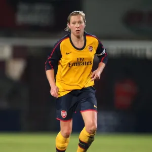Arsenal's Jayne Ludlow Celebrates Victory: Arsenal Ladies 5-0 Doncaster Rovers Belles - Womens FA Premier League Cup Final