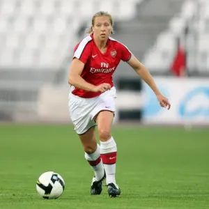 Arsenal's Jayne Ludlow Scores in Historic 9-0 Victory over POAK Thessaloniki in UEFA Champions League Arsenal's Jayne Ludlow Scores in Historic 9-0 Victory over POAK Thessaloniki in UEFA Champions League