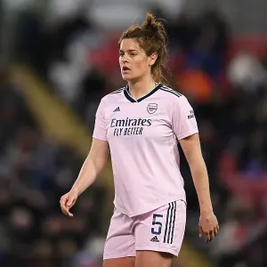 Arsenal's Jennifer Beattie: Unwavering Concentration in Defensive Masterclass vs Manchester United (FA Women's Super League) Arsenal's Jennifer Beattie: Unwavering Concentration in Defensive Masterclass vs Manchester United (FA Women's Super League)