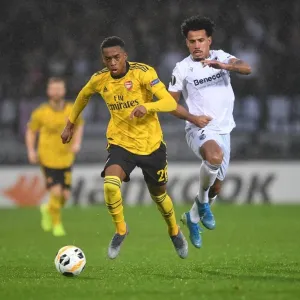 Arsenal's Joe Willock Goes Head-to-Head with Vitoria's Lucas Evangelista in Europa League Showdown Arsenal's Joe Willock Goes Head-to-Head with Vitoria's Lucas Evangelista in Europa League Showdown