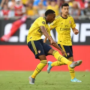 Arsenal FC Print of Joe Willock Scoring Against Fiorentina Arsenal FC Print of Joe Willock Scoring Against Fiorentina