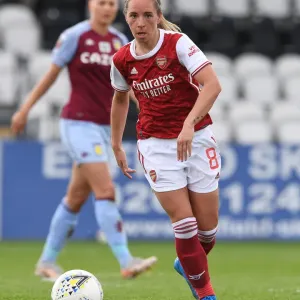 Arsenal's Jordan Nobbs in Action at Empty Meadow Park: FA WSL 2021 - Arsenal Women vs. Aston Villa Women Arsenal's Jordan Nobbs in Action at Empty Meadow Park: FA WSL 2021 - Arsenal Women vs. Aston Villa Women
