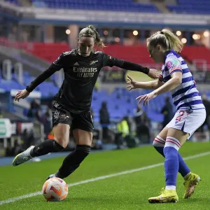 Arsenal's Jordan Nobbs in Action against Reading in FA WSL Match Arsenal's Jordan Nobbs in Action against Reading in FA WSL Match