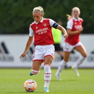 Arsenal's Jordan Nobbs Stars in Pre-Season Victory Against Brighton & Hove Albion Women Arsenal's Jordan Nobbs Stars in Pre-Season Victory Against Brighton & Hove Albion Women