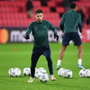 Arsenal's Jorginho Gears Up for PSV Eindhoven Clash in Champions League Group Stage Arsenal's Jorginho Gears Up for PSV Eindhoven Clash in Champions League Group Stage