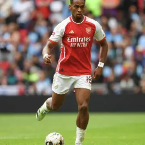 Arsenal's Jurrien Timber Faces Off Against Manchester City in 2023-24 FA Community Shield Showdown Arsenal's Jurrien Timber Faces Off Against Manchester City in 2023-24 FA Community Shield Showdown