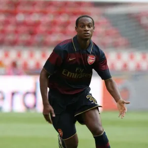 Arsenal's Justin Hoyte in Action: Arsenal vs. Lazio, Amsterdam Tournament 2007 (Day 1, 2:1 Win)