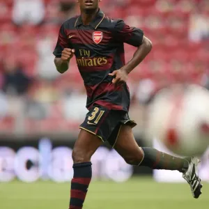 Arsenal's Justin Hoyte Scores in 2:1 Win Over Lazio at Amsterdam Tournament, Amsterdam ArenA (August 2, 2007)