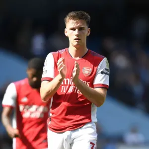 Arsenal's Kieran Tierney Applauding Fans after Manchester City Showdown - Premier League 2021-22