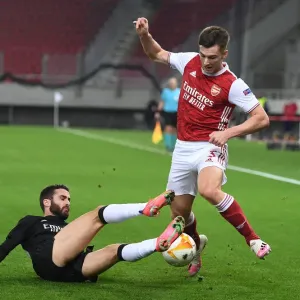 Arsenal's Kieran Tierney Faces Off Against Benfica's Rafa in Europa League Clash Arsenal's Kieran Tierney Faces Off Against Benfica's Rafa in Europa League Clash