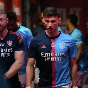 Arsenal's Kieran Tierney Gears Up for Arsenal v Brighton & Hove Albion (2022-23)