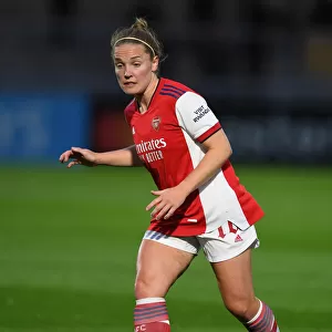 Arsenal's Kim Little in Action: Arsenal Women vs Slavia Prague - UEFA Women's Champions League 2021-22
